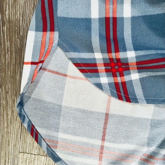 Eden & Olivia plaid high-low shirt size large - Picture 7 of 9